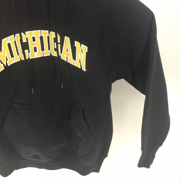 Michigan Athletic Student Gym Vacation MI Adult - Picture 2 of 4